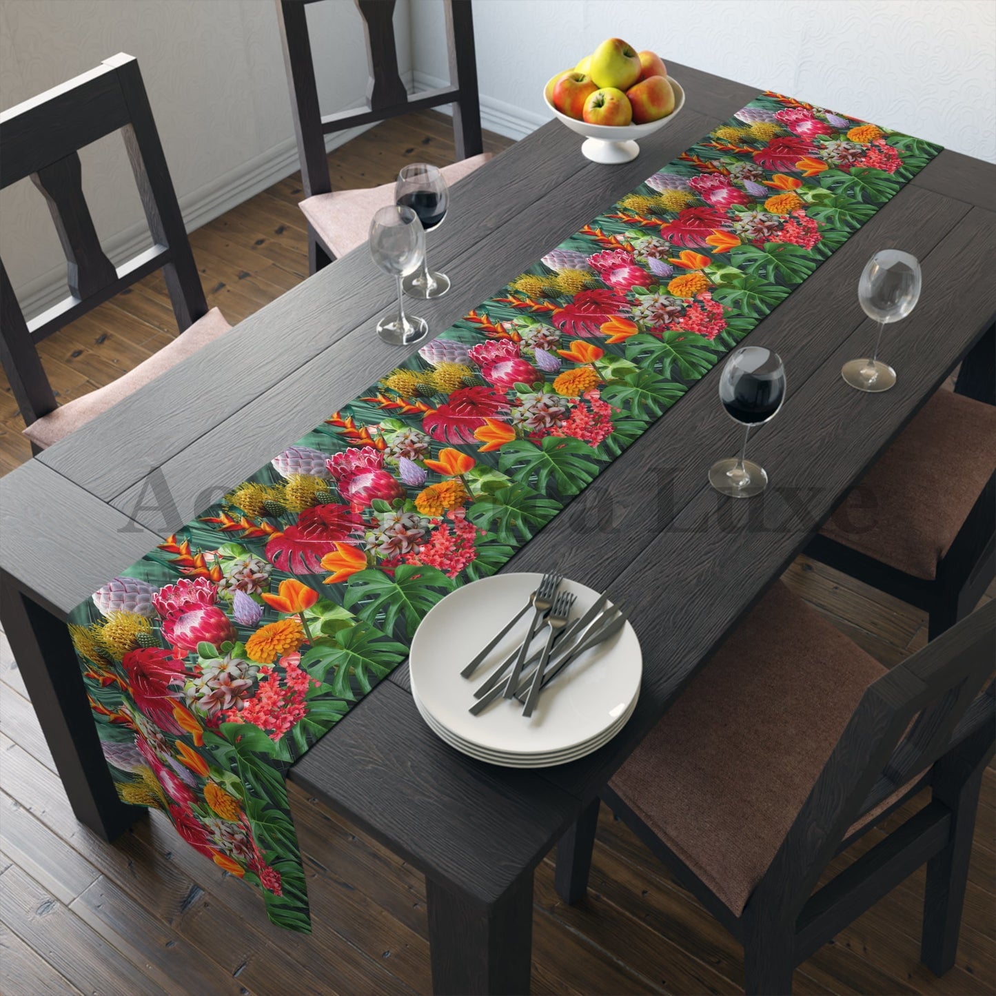 Tropical Floral Table Runner - Vibrant Botanical Cotton & Poly Decor