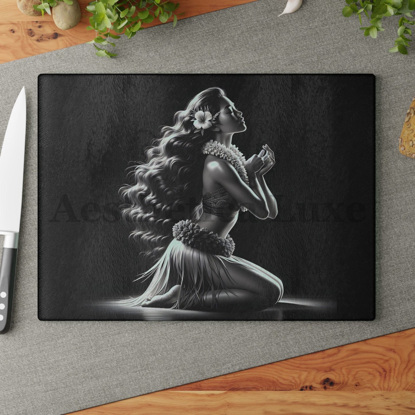 Hawaiian Grace Glass Cutting Board - Elegant Kitchen Decor for Inspiration and Celebration